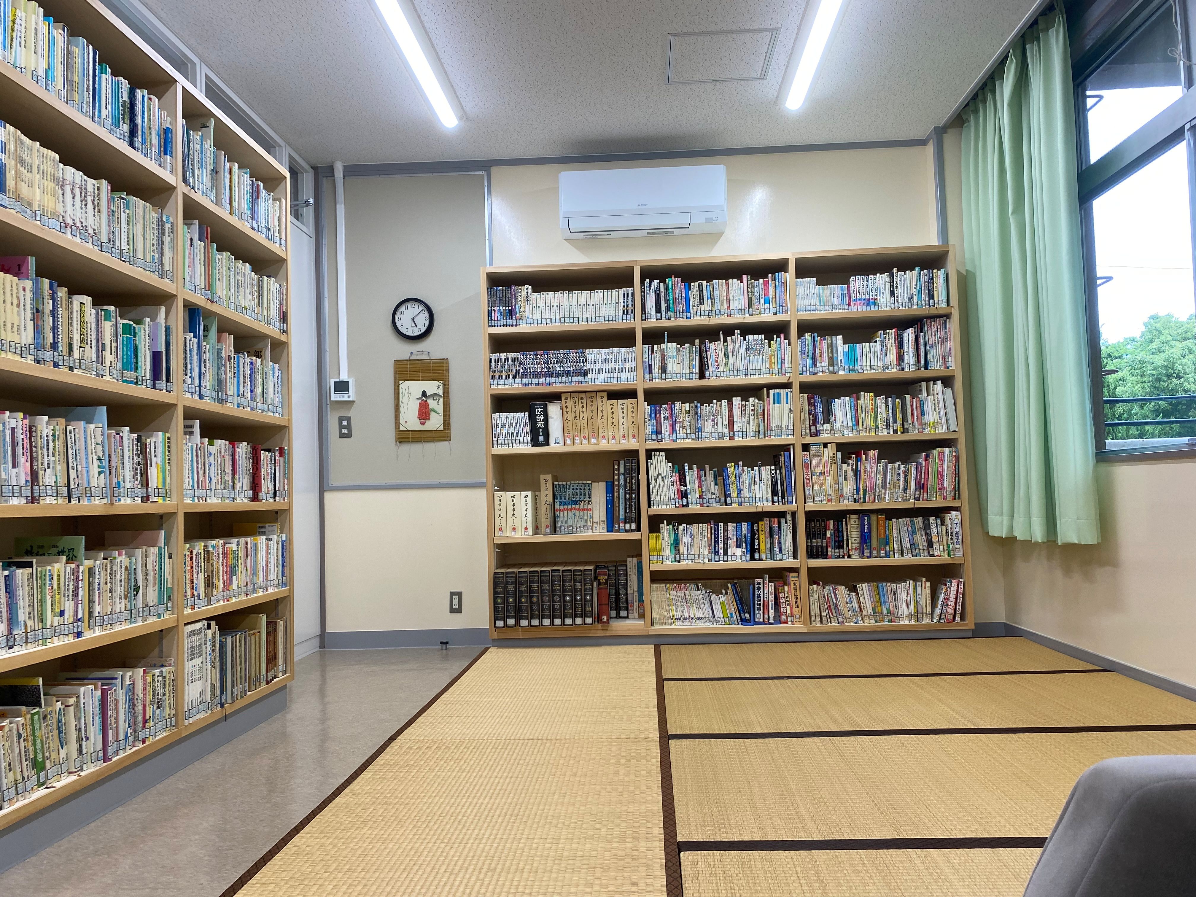 図書室・相談室の様子