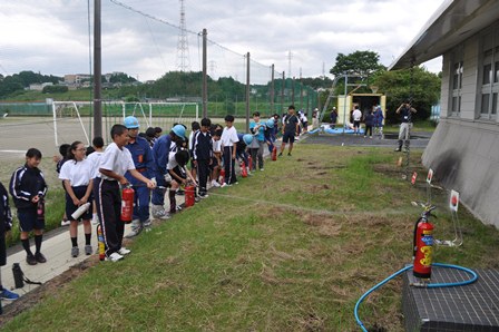 八郷分団による初期消火指導