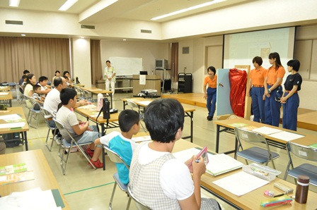 サルビア分団の実演