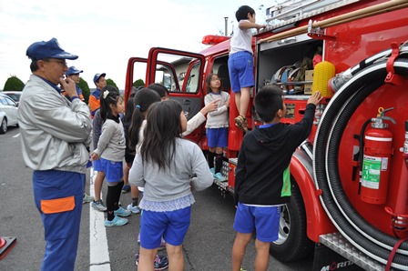 八郷車庫見学1