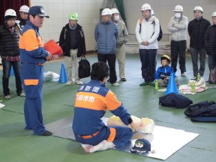 内部東小学校会場