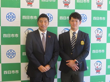 横浜ＤｅＮＡベイスターズドラフト２位指名　伊藤裕季也選手　表敬訪問