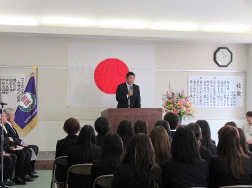 四日市医師会看護専門学校入学式