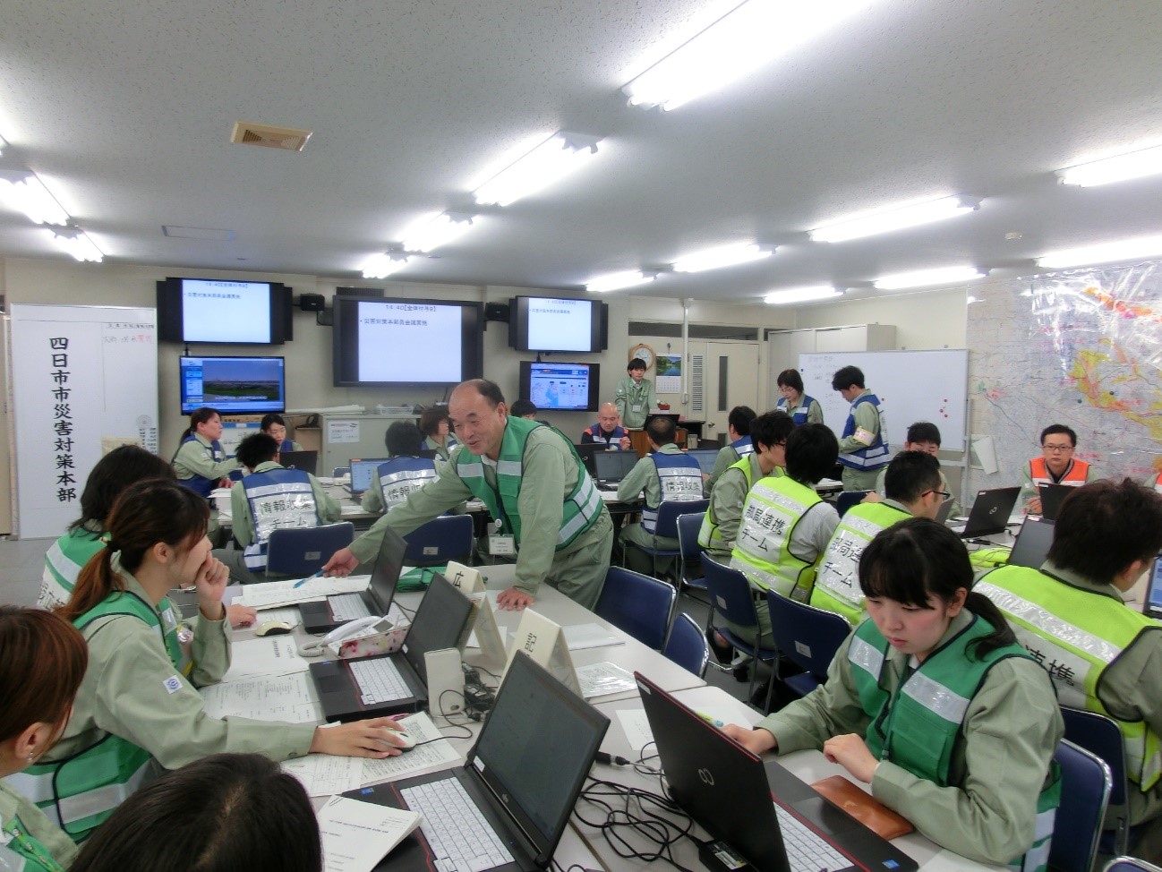 過去の図上訓練の様子