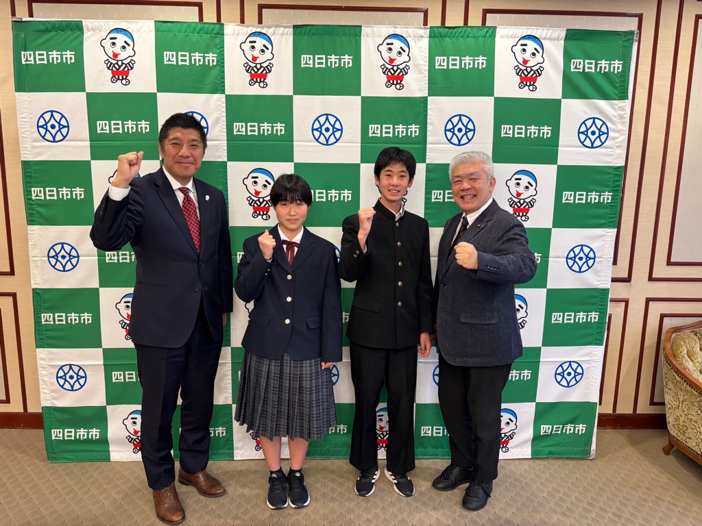 20250311　山手中学校・大池中学校テニス部表敬訪問.jpg