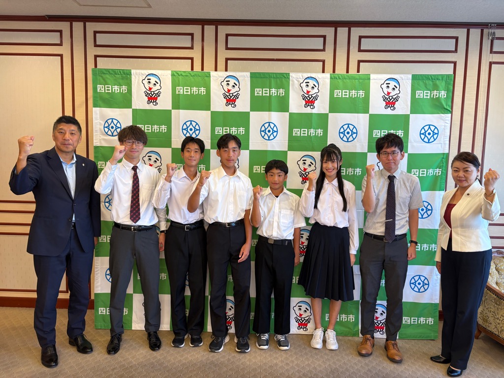20250814　常磐・山手中学校テニス部表敬訪問.jpg