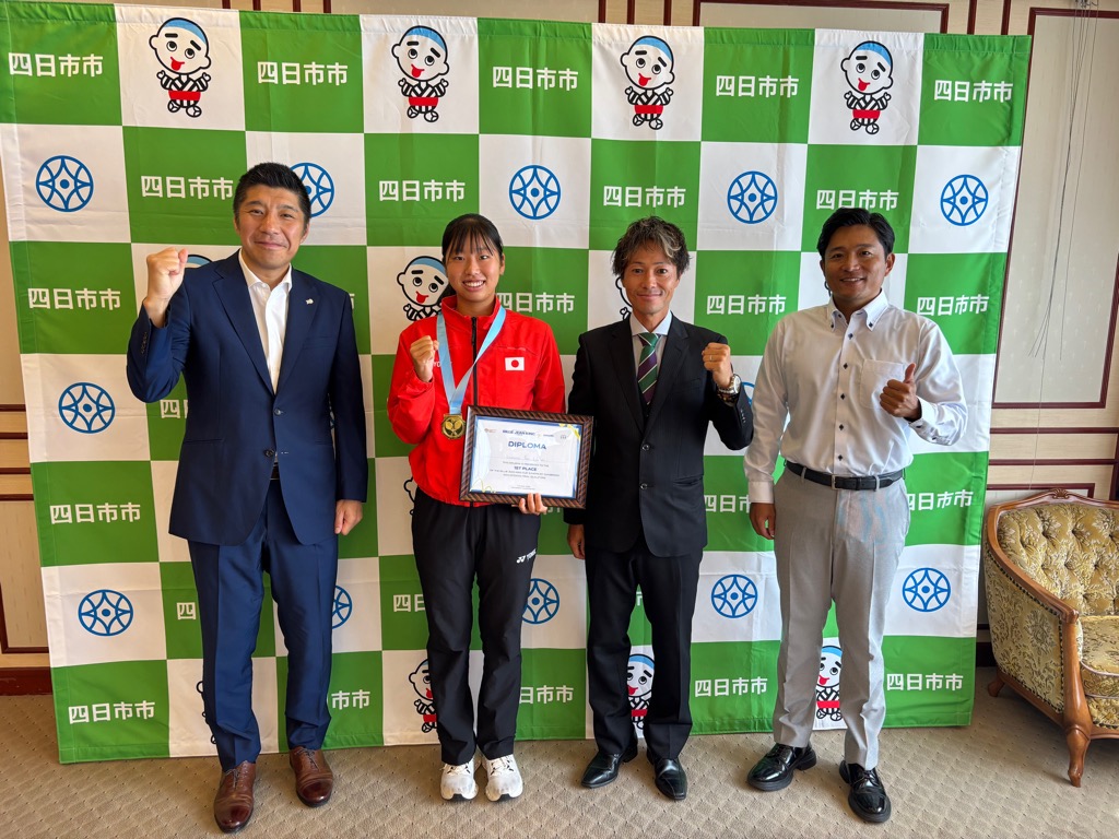 20260617 三重グリーンテニスクラブ表敬訪問.jpg