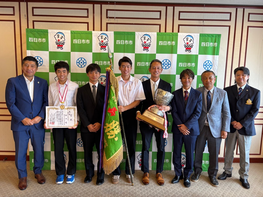 20260924 テニス大会優勝者表敬訪問.jpg